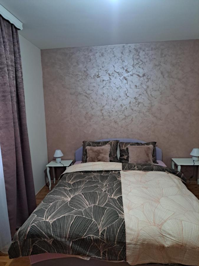 Appartamento Apartman Lara 2 Foca Esterno foto